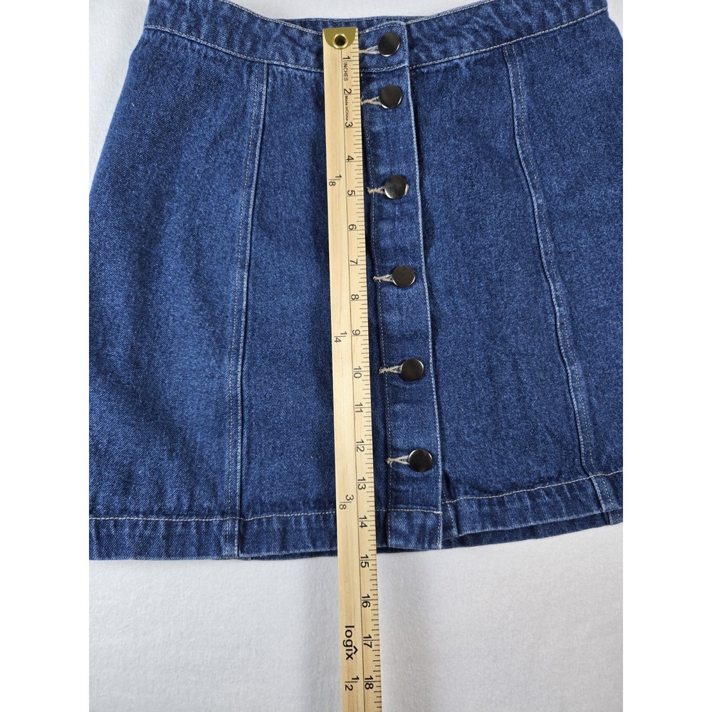 Women's Mini Denim Skirt Size Medium with Button Front - Picture 4 of 9